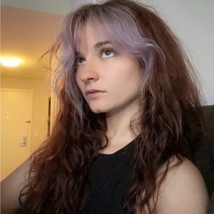 Meet your Posher, Nicole